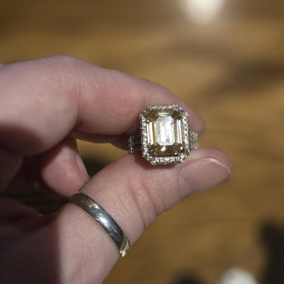 One Of A KIND - Picture 6 of 10